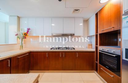 Apartment - 3 Bedrooms - 4 Bathrooms for sale in Burj Vista Tower 1 - Burj Vista - Downtown Dubai - Dubai
