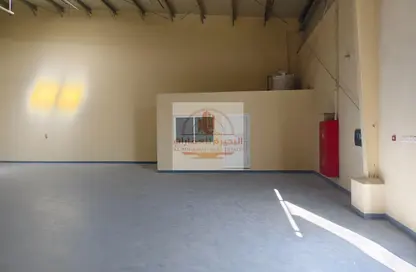Warehouse - Studio - 1 Bathroom for rent in Emirates Industrial City - Sharjah