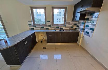شقة - 1 حمام للايجار في شقق حديقة الزاهية - الزاهية - تجارية مويلح - الشارقة