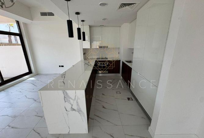 112300507 - Property Image 2