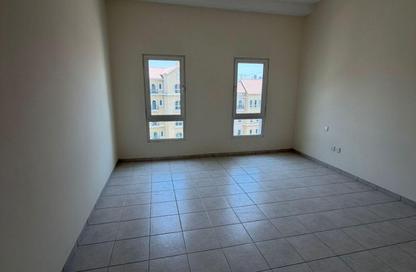Apartment - Studio - 1 Bathroom for rent in Building 183 - Mogul Cluster - Discovery Gardens - Dubai