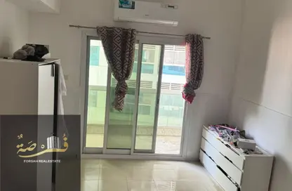 Apartment - 1 Bedroom - 2 Bathrooms for sale in Tower B3 - Ajman Pearl Towers - Ajman Downtown - Ajman