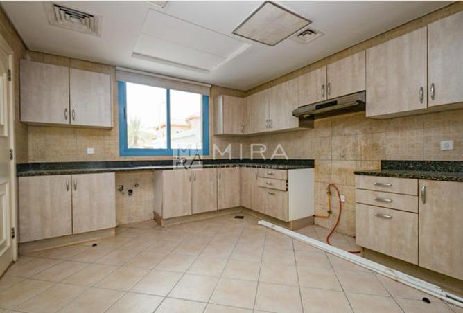 138752704 - Property Image 2