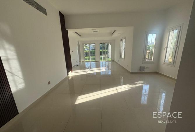 57369871 - Property Image 2