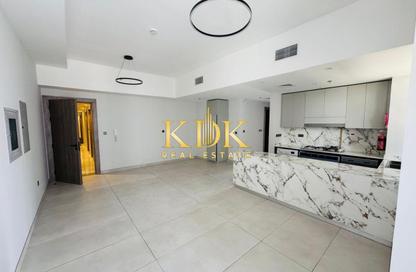 Apartment - 2 Bedrooms - 2 Bathrooms for rent in Amal Tower - Dubai Sports City - Dubai