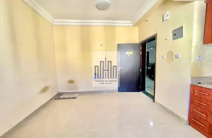 شقة - 1 حمام للايجار في طريق فاير ستاشن - مويلح - الشارقة