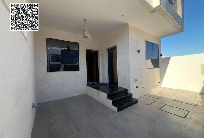 101994722 - Property Image 2