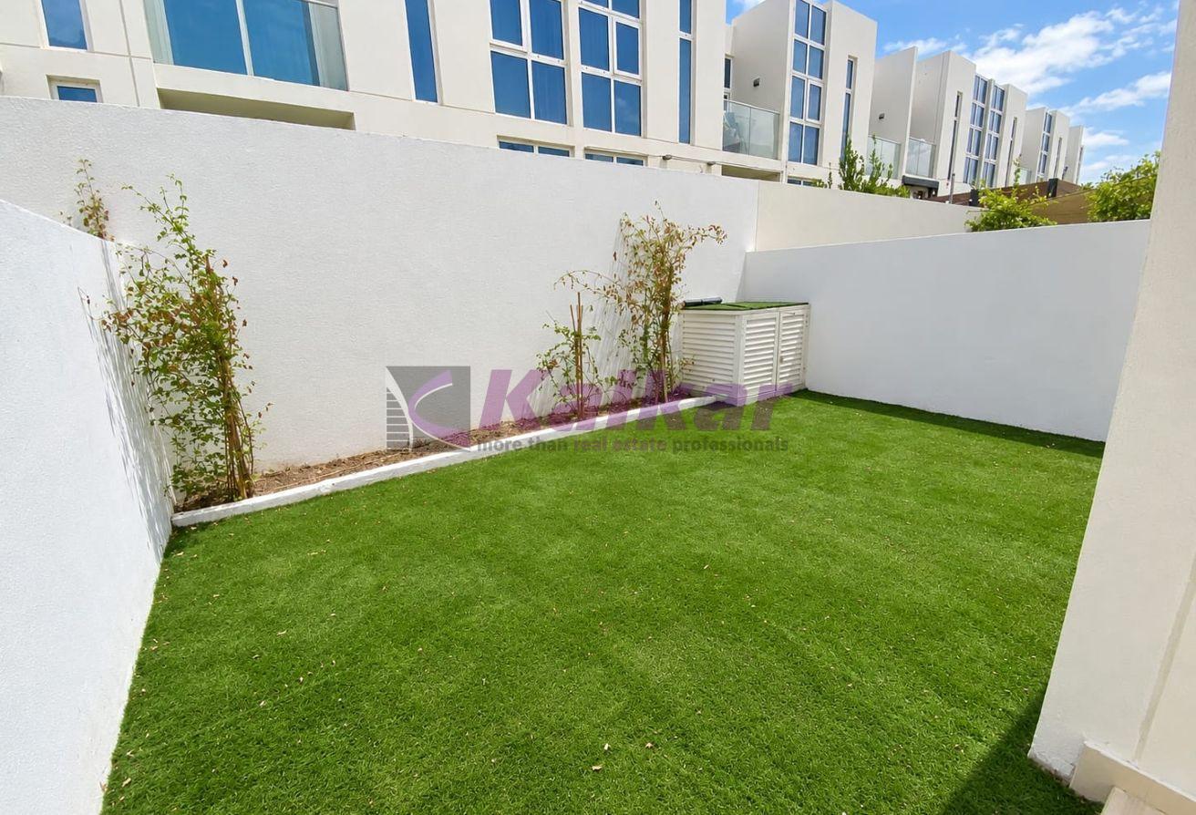 3 B/R + maid | DAMAC Hills 2 | Getting Vacant photo 4