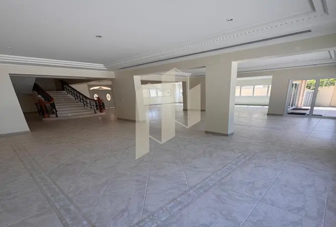 165590384 - Property Image 3