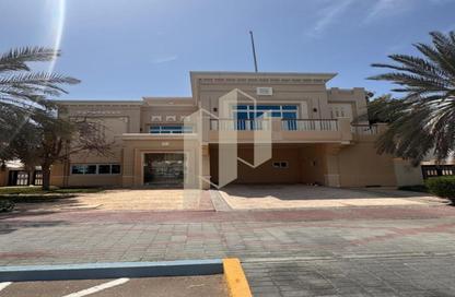 Villa - 4 - 6 for rent in Royal Marina Villas - Marina Village - Abu Dhabi