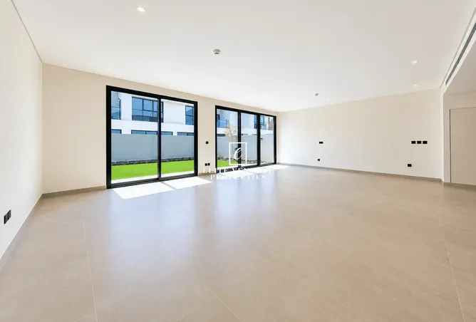 165591105 - Property Image 3