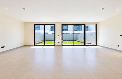 Townhouse - 3 - 5 for rent in California Residence - California Village - Dubai