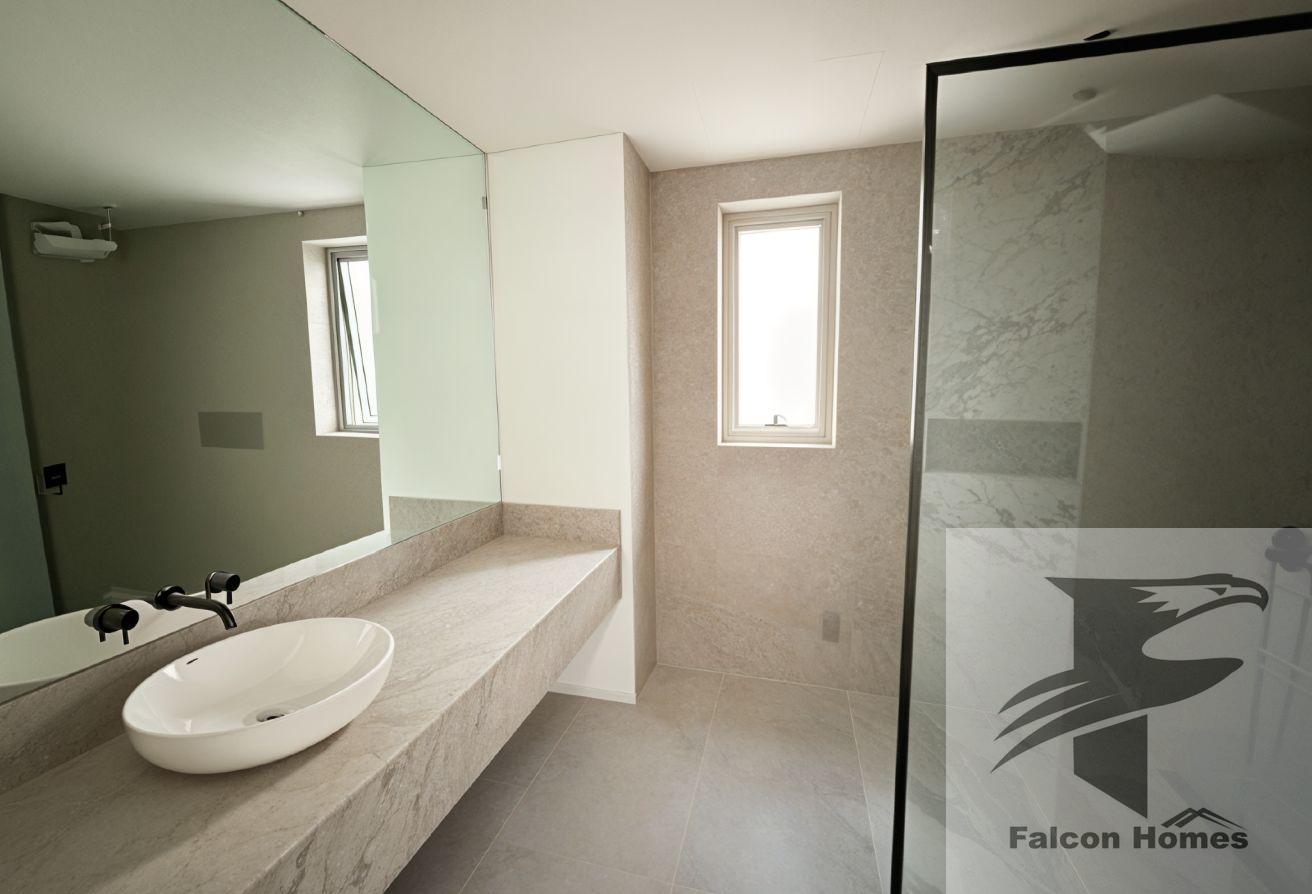 Modern | Bright 6BR Villa with Private Pool photo 10