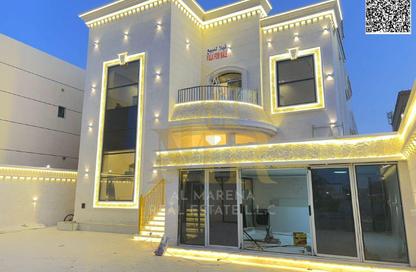 Villa - 5 Bedrooms - 7 Bathrooms for sale in Al Mowaihat 1 - Al Mowaihat - Ajman