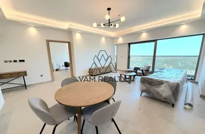 Apartment - 1 Bedroom - 2 Bathrooms for rent in Orra The Embankment - Jumeirah Lake Towers - Dubai