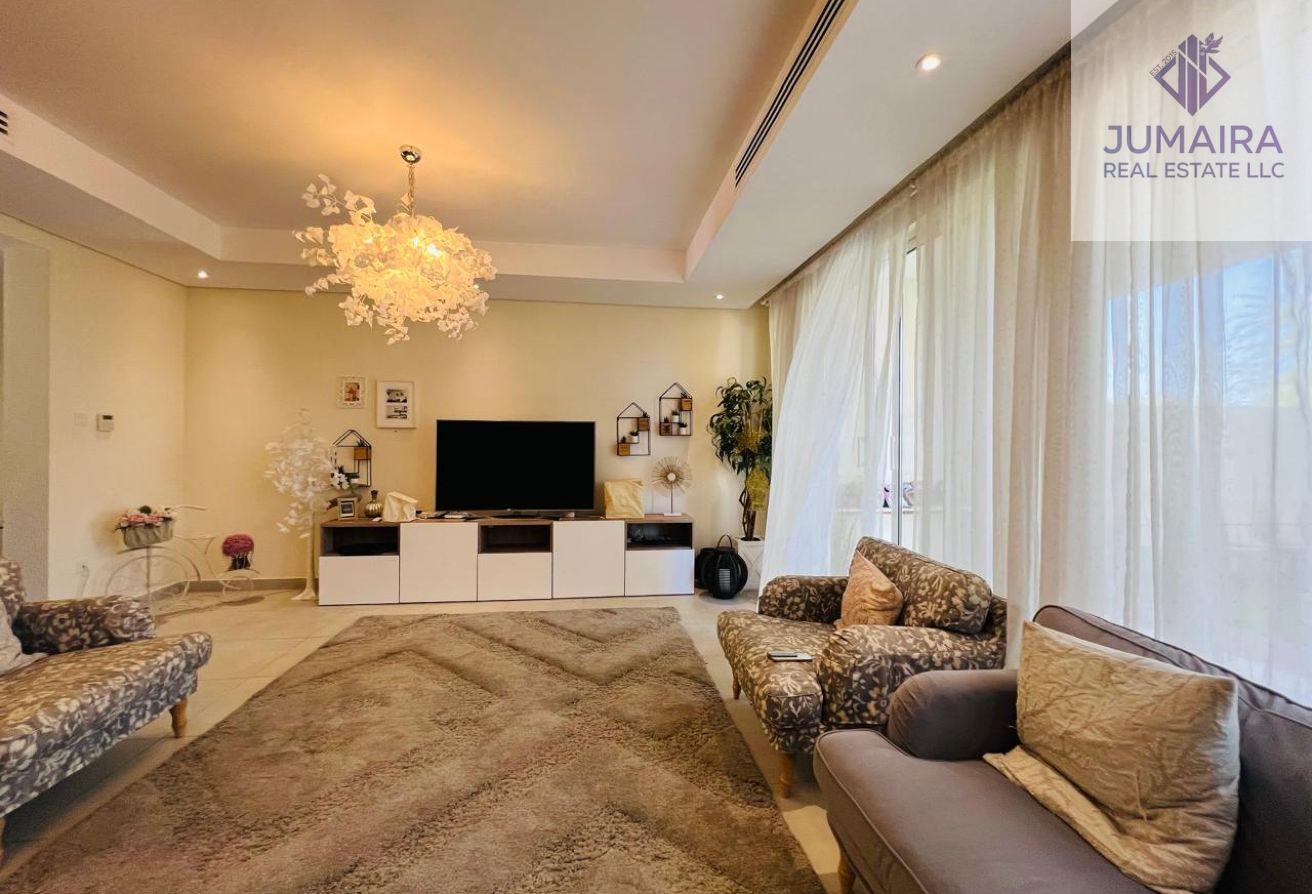 Coastal Living | 2BR Residence Bermuda | Maid Room