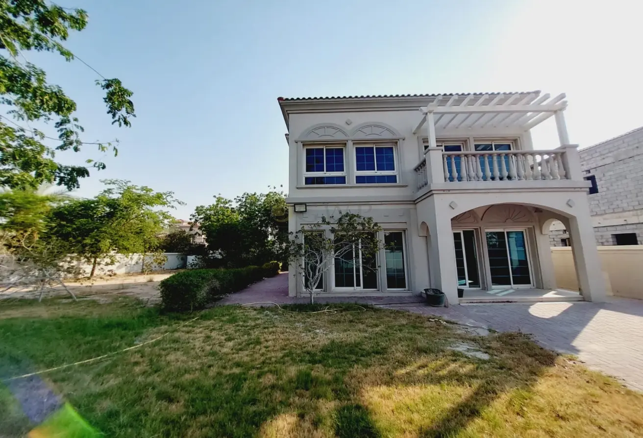 156894051 - Property Main Image