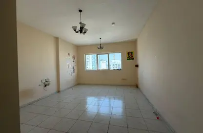 Apartment - 1 Bedroom - 2 Bathrooms for rent in New Al Taawun Road - Al Taawun - Sharjah