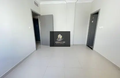 شقة - غرفة نوم - 2 حمامات للايجار في الفلاح - تجارية مويلح - الشارقة