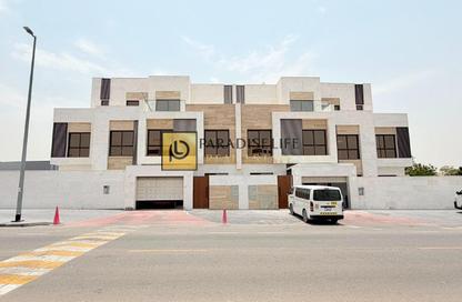 Villa - 4 Bedrooms - 5 Bathrooms for rent in Mirdif Villas - Mirdif - Dubai