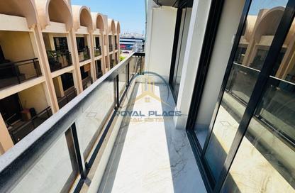 Apartment - 2 Bedrooms - 2 Bathrooms for rent in Snooker Point Building - Oud Metha - Bur Dubai - Dubai