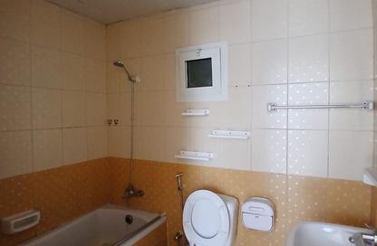 Apartment - 3 - 4 for rent in Al Khan Corniche - Al Khan - Sharjah