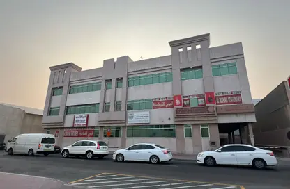 Office Space - Studio - 1 Bathroom for rent in Obaid Bin Khalifa Humaidan - Al Khabaisi - Deira - Dubai
