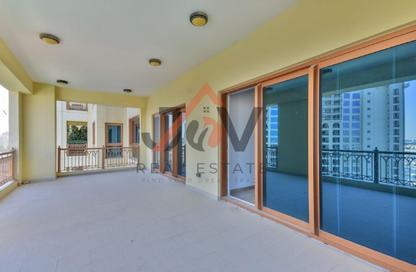 Apartment - 3 Bedrooms - 5 Bathrooms for rent in Marina Residences 2 - Marina Residences - Palm Jumeirah - Dubai