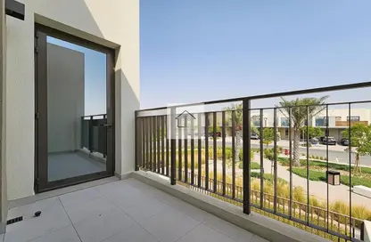 Villa - 3 Bedrooms - 3 Bathrooms for rent in Parkside 1 - EMAAR South - Dubai South (Dubai World Central) - Dubai