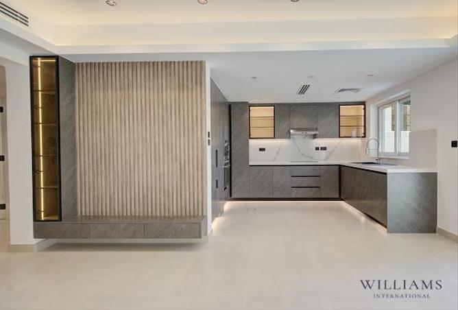 72305601 - Property Image 2