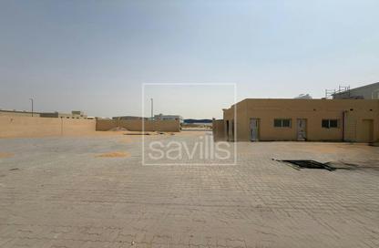 Land - Studio for rent in Al Sajaa - Sharjah