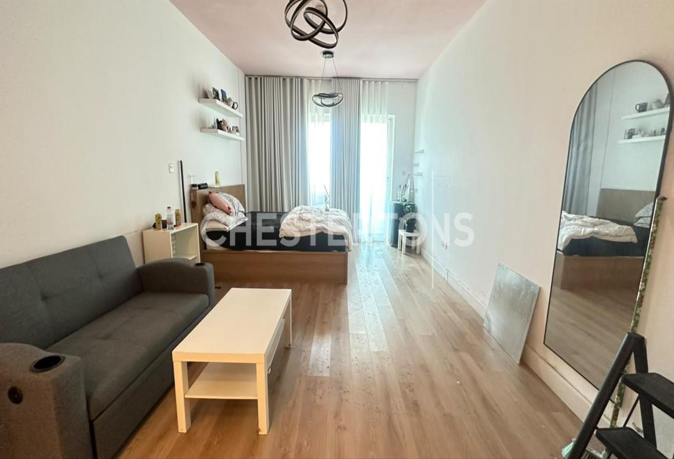 UPGRADED STUDIO | LAKE VIEW | FURNISHED APT photo 4
