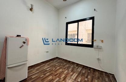 Apartment - Studio - 1 for rent in Al Muteena Building - Al Muteena - Deira - Dubai