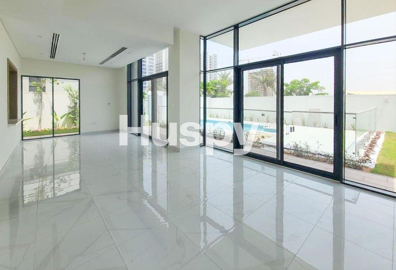 Private Pool | Single Row | Type A photo 2