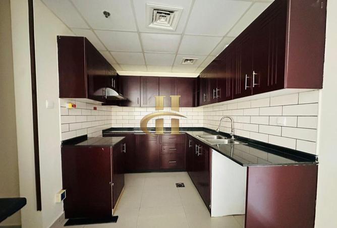 77390066 - Property Image 3