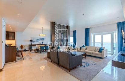 Apartment - 3 Bedrooms - 4 Bathrooms for sale in Fairmont Marina Residences - The Marina - Abu Dhabi Apartment - 3 Bedrooms - 4 Bathrooms for sale in Fairmont Marina Residences - The Marina - Abu Dhabi