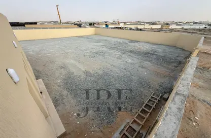 Warehouse - Studio - 1 Bathroom for rent in Al Sajaa Industrial - Al Sajaa - Sharjah