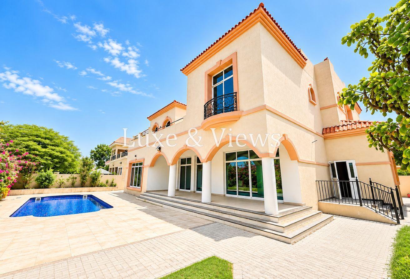 6BR Cusom w/Pool|2 Kitchens|Ready to Move In Now photo 14