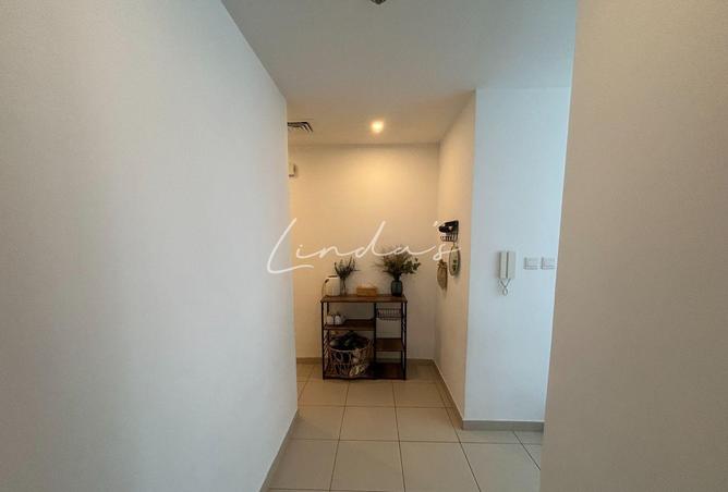 73742048 - Property Image 2