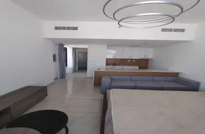 شقة - 1 حمام للايجار في ذا سكوير تاور - الضاحية 13 - قرية جميرا الدائرية - دبي شقة - 1 حمام للايجار في ذا سكوير تاور - الضاحية 13 - قرية جميرا الدائرية - دبي