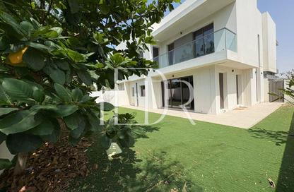 Villa - 4 Bedrooms - 5 Bathrooms for rent in Redwoods - Yas Acres - Yas Island - Abu Dhabi
