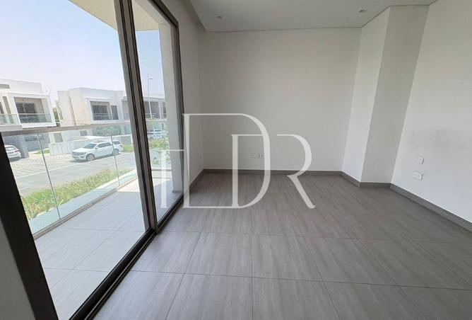 70692509 - صورة العقار 3