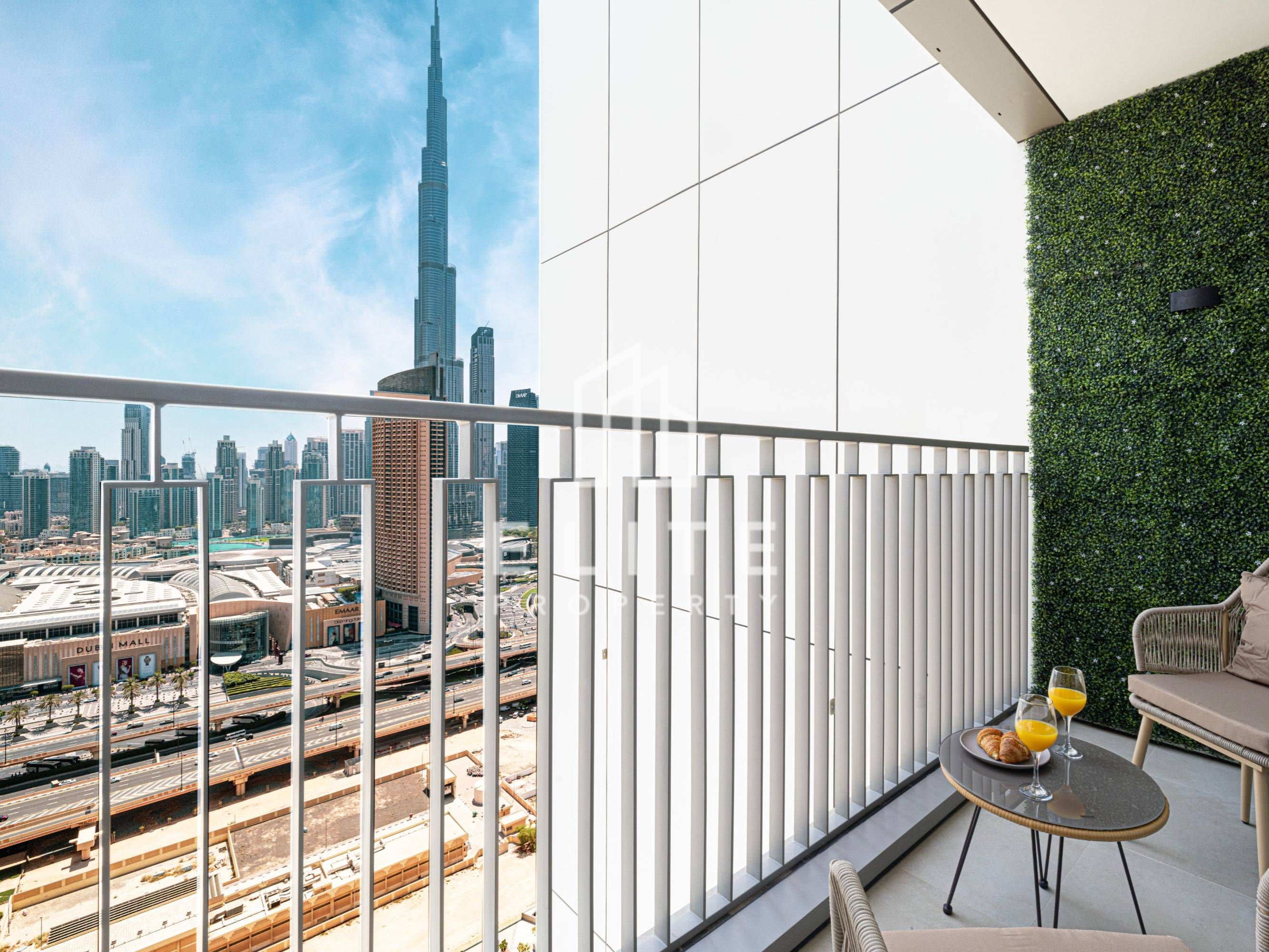 Burj Khalifa View | High Floor | Dubai Mall Access