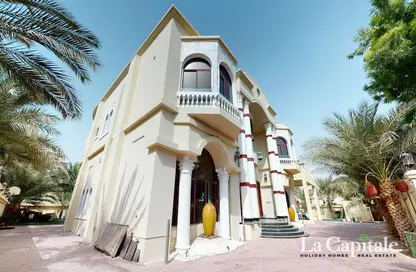 Villa - 7 Bedrooms for rent in Sector E - Emirates Hills - Dubai