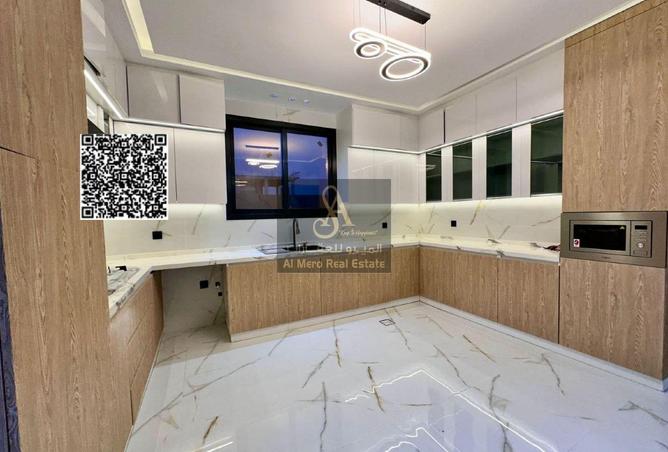 82355509 - Property Image 2