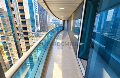 Apartment - 2 - 2 for rent in Sahara Tower - Sheikh Zayed Road - Dubai