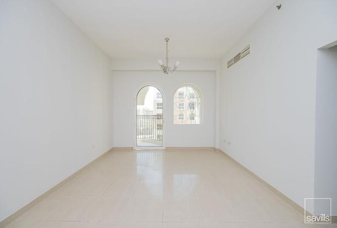 2BR Unit | Skyline Living | Community Views — photo 2
