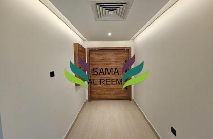Villa - 4 Bedrooms - 4 Bathrooms for rent in Jumeirah 3 Villas - Jumeirah 3 - Jumeirah - Dubai