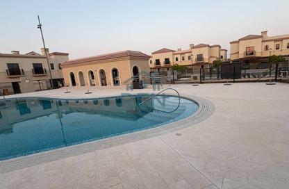 Townhouse - 3 - 5 for sale in Bloom Living - Zayed City (Khalifa City C) - Khalifa City - Abu Dhabi