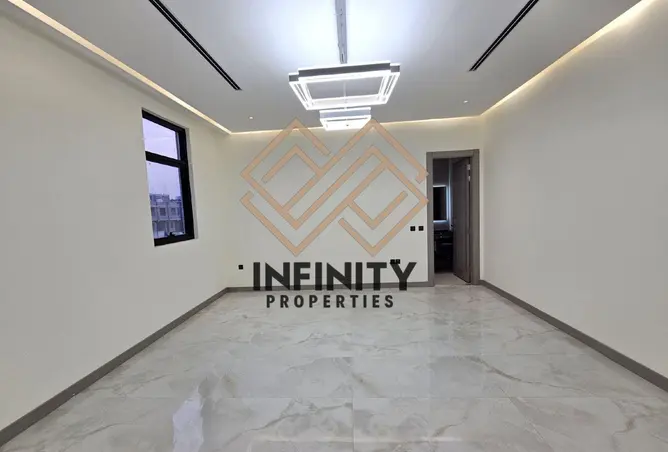 119733938 - Property Image 3